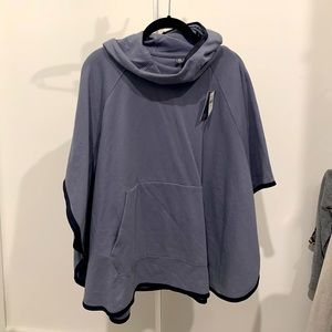 Gap Fit Hooded Poncho NWT Size XS/S